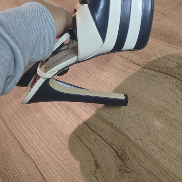 Gucci red carpet edition platform heels size 36.5 used once only - Picture 13 of 15